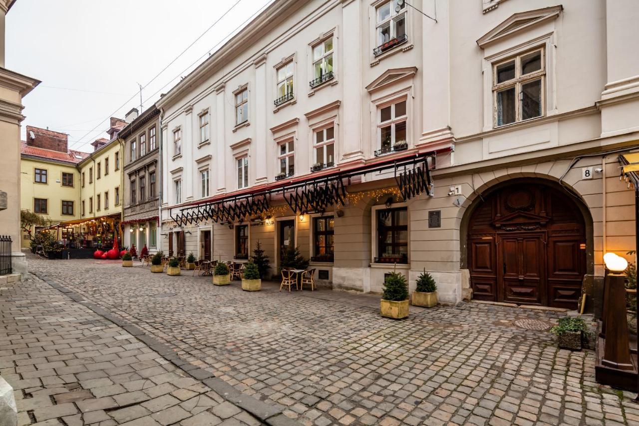 Romari Площа Катедральна 8 Lejlighed Lviv Eksteriør billede