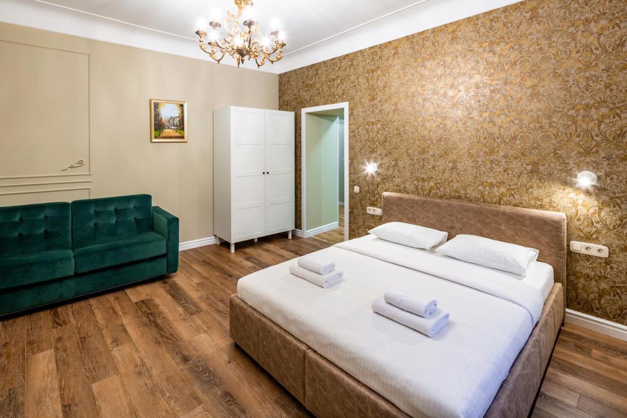 Romari Площа Катедральна 8 Lejlighed Lviv Eksteriør billede